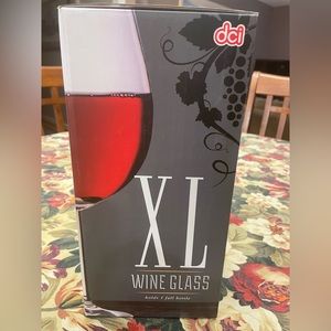 XL Wine Glass NWT